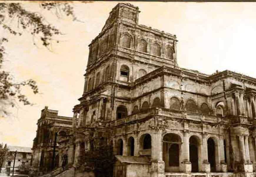 Nazarbaug-Palace-Vadodara